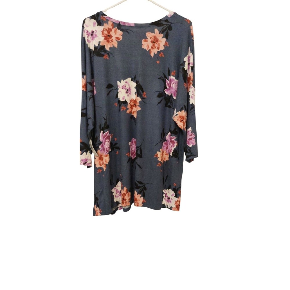 Torrid Super Soft Plush Floral Pullover Top Sz 3 22 23 Shirt Comfy Easy NWT - Picture 2 of 5